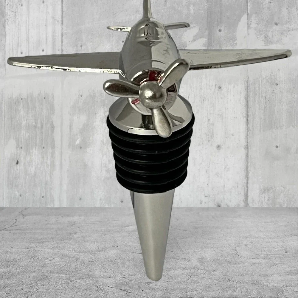 Airplane Wine Stopper - Preserve Freshness in Style - Unique Metal Bottle Sealer